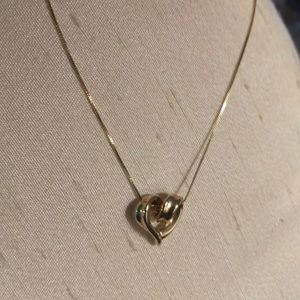 10k floating heart necklace